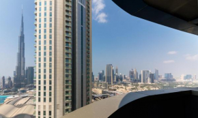 Maison Privee - Luxury Urban Retreat with Burj Khalifa Views